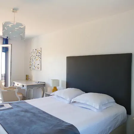 De La Vierge Noire Hotel Sainte-Maxime