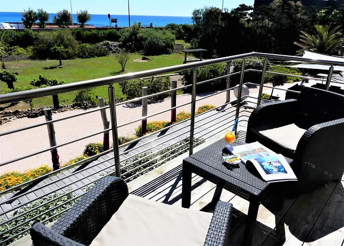 De La Vierge Noire Hotel