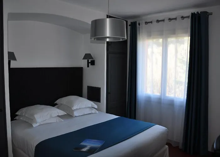 Hotel De La Vierge Noire Sainte-Maxime