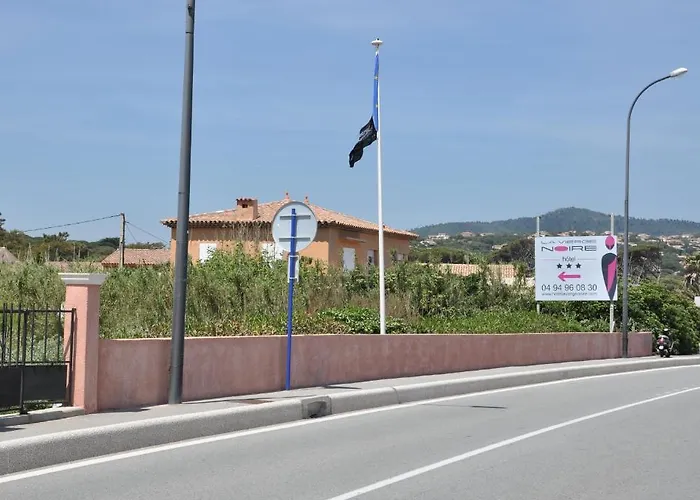 De La Vierge Noire Sainte-Maxime