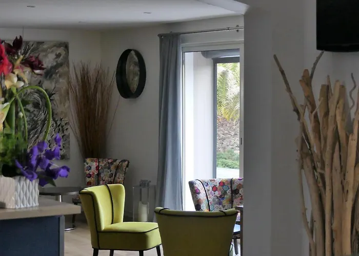 De La Vierge Noire Hotel