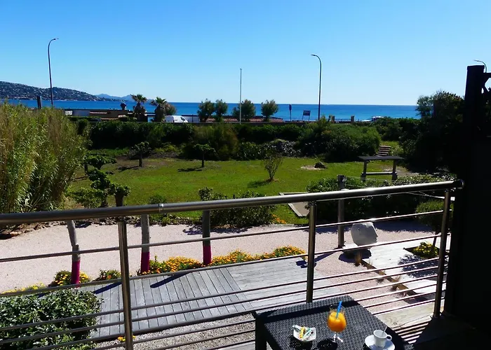 De La Vierge Noire 3* Sainte-Maxime